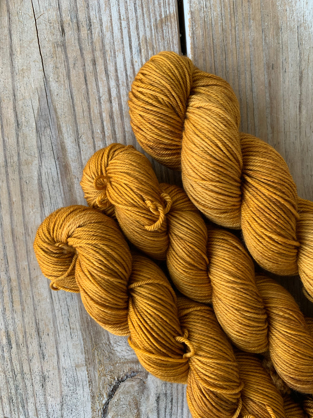 ** Preorder** Gold Dust Woman - Hard Rock DK