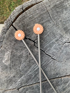 Peach Daisy Stitch Stoppers